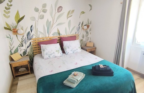 Allaire Bed & Breakfast | LE TIGÎTE B&B Self-contained suite: private entrance, breakfast, linen, living room, kitchenette
