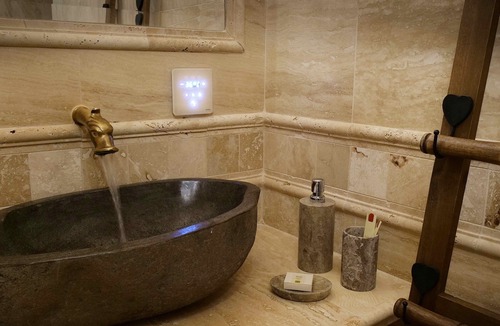 Verrieres-de-Joux Hotel | Le Tillau