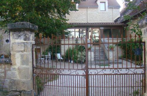 Degagnac Bed & Breakfast | Le tilleul à fleurs