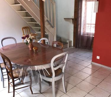 Saint-Julien-de-Chedon House | Le tilleul de St Julien