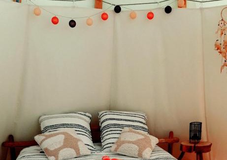 Cambounes Other | Le tipi à Marie, déconnectez- vous !