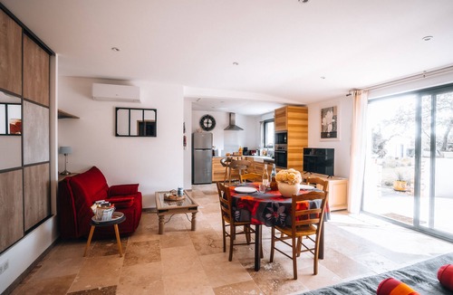 Saint-Paulet-de-Caisson Cottage | Le Titibu: Gîte and Spa between Ardèche and Provence, ideal for two