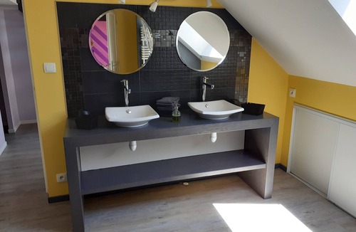 Beaune Apartment | Le Toit de Charme D'isabelle !