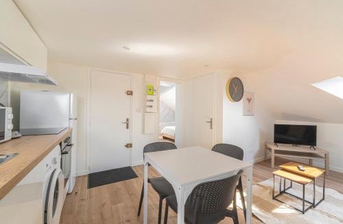 Cote Ouest Ormeaux Apartment | Le Toit Rayonnant