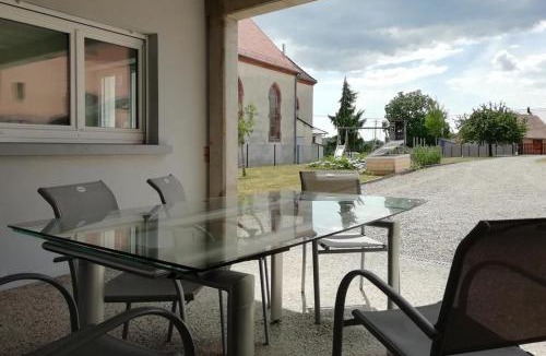 Dimbsthal House | LE TOMIGITE
