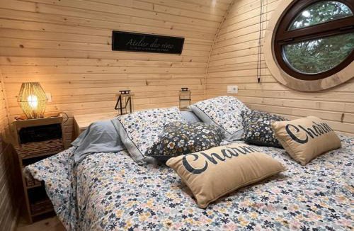 Mornand-en-Forez House | Le Tonneau viticole au milieu de la nature avec animaux - FR-1-496-325