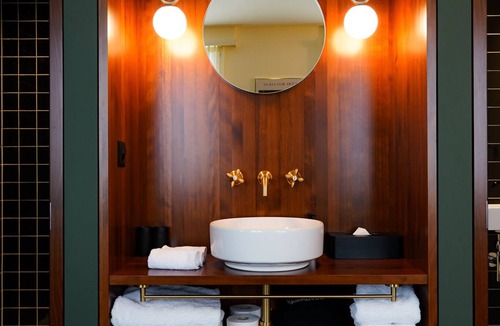 La Tour-de-Treme Hotel | Le Tonnelier
