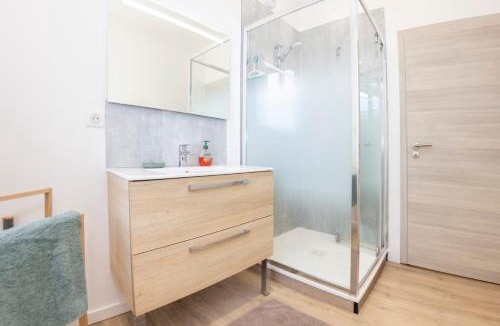 Dole Apartment | Le Topaz - Proche centre ville Dole - Parking privé - 4 chambres - 115m2