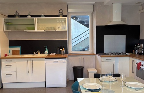 Vallon-Pont-d'Arc Apartment | 🌿 Le torrent, gîte 100 m2, village center, in renovated house with 4 gîtes