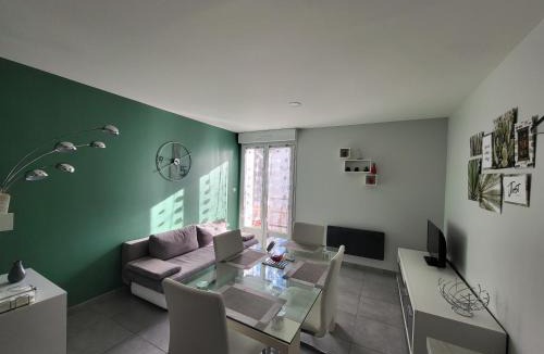 Esquieze-Sere Apartment | LE TOURISTIC Appartements T2 et T3
