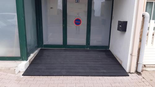 Palavas-les-Flots Apartment | LE TRANSAT 40m de la plage