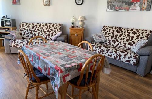 Font-Romeu-Odeillo-Via Apartment | Le Trebens centre ville à 150m du télécabine