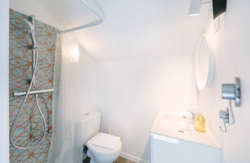 Dobree-Bon Port Apartment | Le Trendy - Charmant Duplex