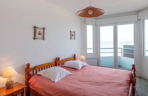 Mers-les-Bains Apartment | Le Trimaran 40 - One Bedroom Apartment, Sleeps 3