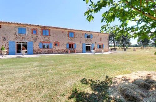 Montredon-Labessonnie House | Le Triol