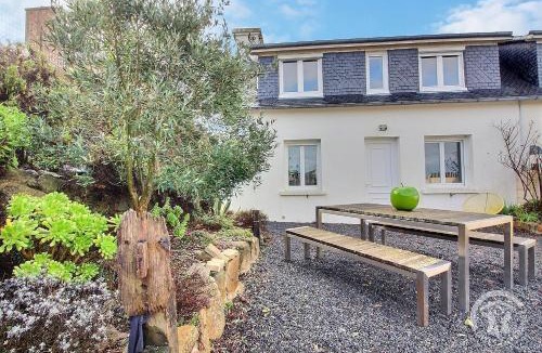 Pleubian House | Le triskel
