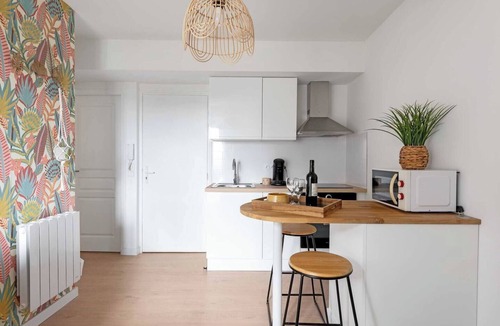Mazamet Apartment | Le Tropical: renovated T2 Cosy and colorful atmosphere