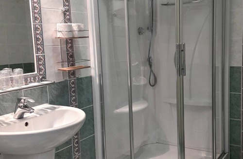 Vienne-le-Chateau Hotel | Le Tulipier