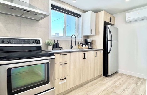 Ste. Foy Apartment | Le Tulum – with EV Charger (Level 2)