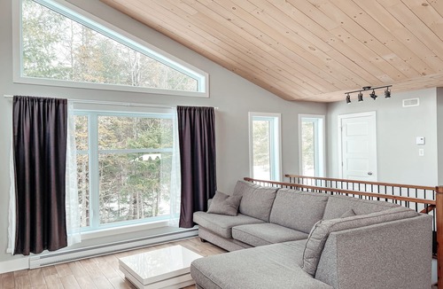 Notre-Dame-de-la-Merci Ski Chalet | Le Urbain - Spa & Access Lac Ouareau