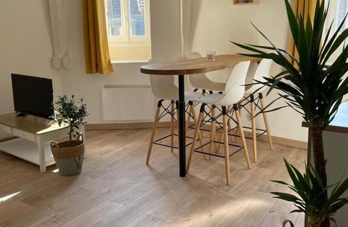 Old Town Apartment | Le vélo bleu