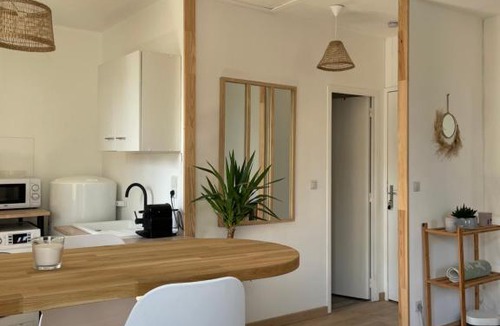 Old Town Apartment | Le vélo bleu