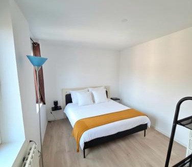 Croix Apartment | Le vélo sans roues - AbsoluteHome