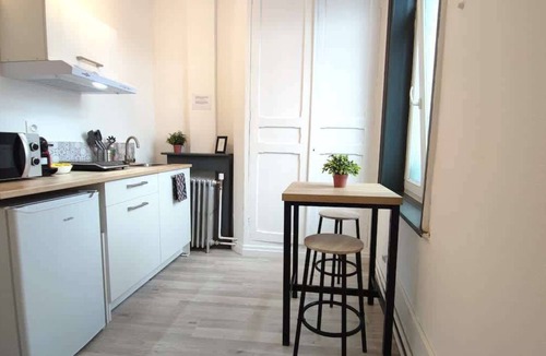 Roubaix Apartment | Le Vaillant, Studio Moderne, wifi