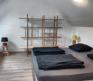 Ande House | Le Val d'Andé chez habitant 6 lits individuels