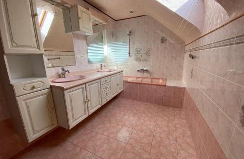 Fresnay-le-Samson House | Le Val Godard