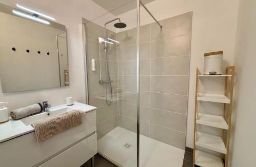 Alpes-Romans Apartment | Le Valentine, Calme & Lumineux, proche centre