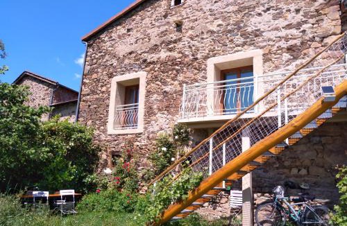 Auzon Communaute Bed & Breakfast | Le Vallon d'Armandine, éco-hébergement Auvergne