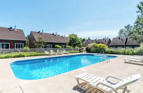 Beaupre House | Le Valmont | Townhouse 🌾