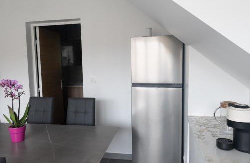 Auvers-sur-Oise Apartment | Le Van G-Home