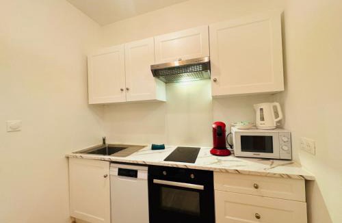 Noyen-sur-Sarthe Apartment | Le Velours - 5 pers - Spacieux - Parking