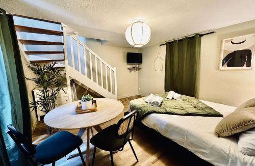 Villeneuve Apartment | Le VeRdO, private garden, 400m Gare