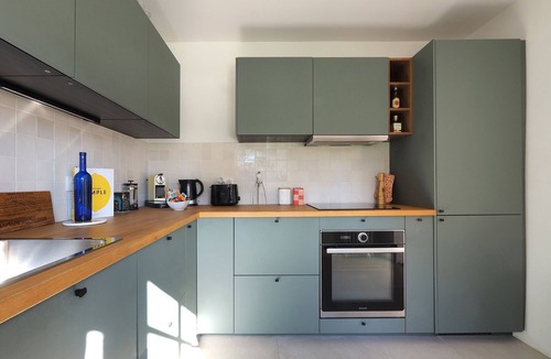 Francheville House | Le Verdoyant - Three Bedroom House, Sleeps 8