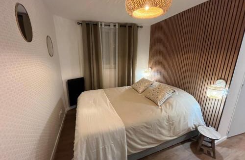 Bergerac Apartment | Le Verdun - Elegant fully-equipped one-bedroom