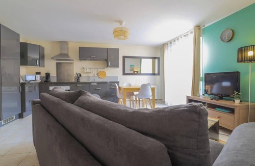 Amiens Apartment | Le Verdun - Terrasse, Parking, Gare