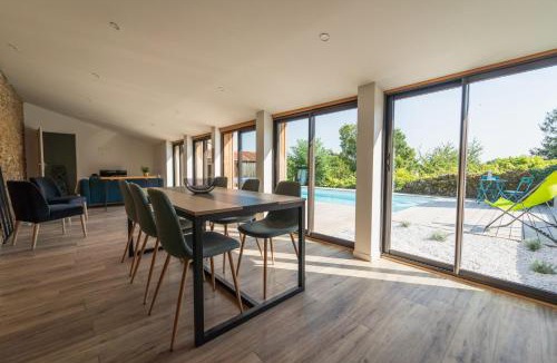 Vivonne House | Le Verger : gîte familial avec piscine