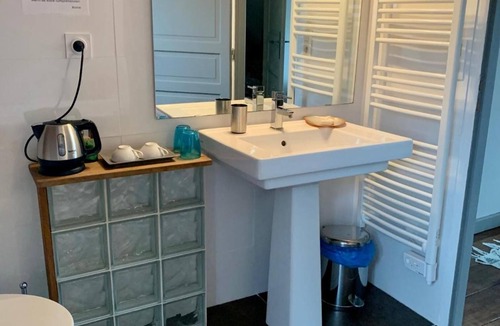 Colombiers Bed & Breakfast | Le Verger - Le Plessis