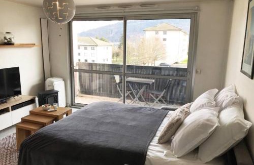Cran-Gevrier Apartment | Le Vert Bois - calme, verdure, terrains de tennis