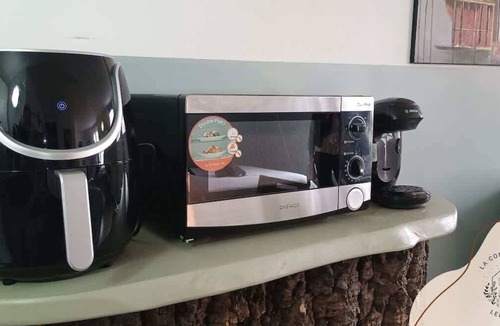 Lens Apartment | Le Vert Rotin, air fryer, proche Bollaert, 2 pers