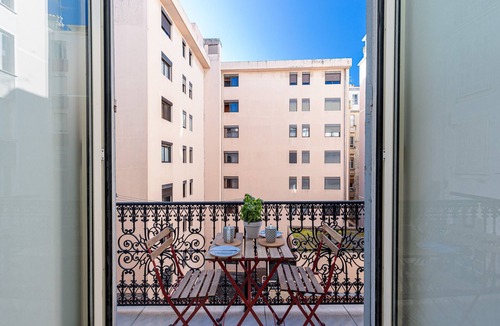 Jean-Medecin Apartment | Le Victor Hugo, air conditioning, elevator, balcony