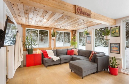 Rawdon House | Le Victoria, Chalet en pleine nature avec étang