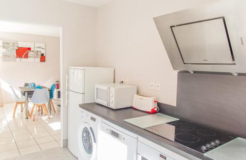 Decines-Charpieu Apartment | Le Victoria hyper-centre Décines