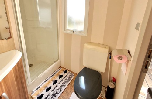 Saint-Jean-de-Monts Cabin | Le Victorya - Camping du Bois Masson