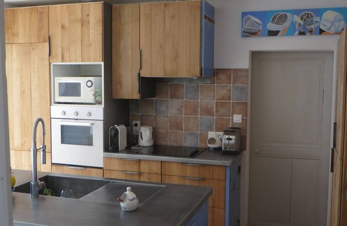 Noirmoutier-en-l'Ile House | Le Vieil, La Madeleine, 10 meters from the beach, on the dune