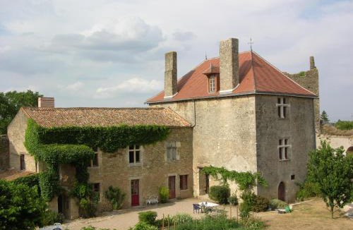 Airvault Bed & Breakfast | Le Vieux Chateau