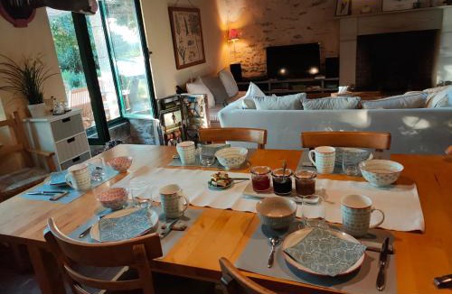 Sainte-Florence Bed & Breakfast | Le Vieux Logis de la Galocherie